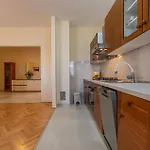 Apartment 3 Bedroom Nice Apartment In Zadar Zadar