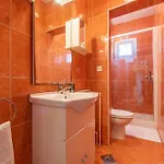 3 Bedroom Nice Apartment In Zadar *