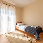 3 Bedroom Nice Apartment In Zadar Zadar